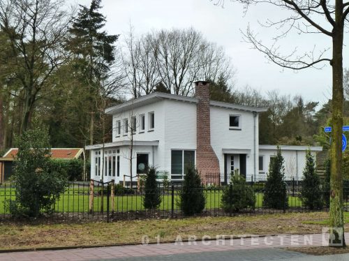 Sfeervolle woning met aanbouw